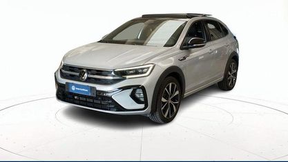 Usata VW Taigo R-line 110 CV (80 kW) 2023 Grigio / pastello SUV