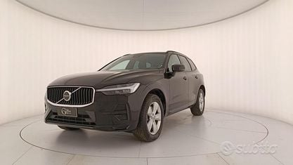 Käytetty Volvo XC60 Inscription 197 HP (144 kW) 2023 Musta Katumaasturi
