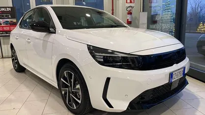 Usata 2025 Opel Corsa S Tre volumi | 15.200 € (Buon prezzo)