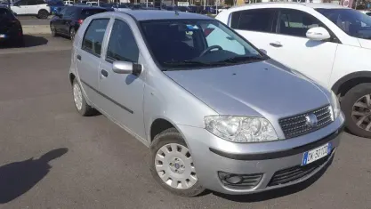 Usata Fiat Punto Classica 60 CV (44 kW) 2007 Argento Utilitaria