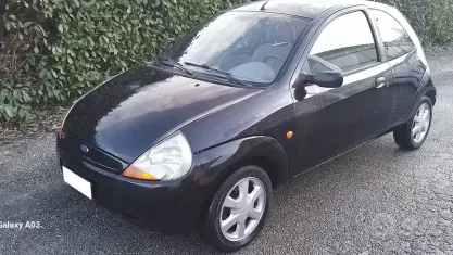 Usata Ford Ka 60 CV (44 kW) 2000 Nero Utilitaria