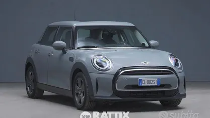 Usata 2022 Mini Cooper Classic Utilitaria | 24.263 € (Buon prezzo)