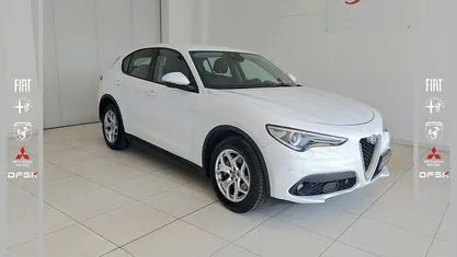 Usata Alfa Romeo Stelvio Executive 179 CV (131 kW) 2017 SUV