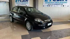 Nero Usata 2012 Fiat Punto Lounge Due volumi | 4890 € (Buon prezzo)