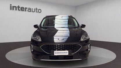 Begagnad Ford Kuga 120 HK (88 kW) 2021 Svart SUV