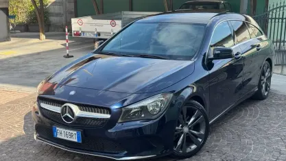 Usata Mercedes CLA200 136 CV (100 kW) 2017 Blu Coupé
