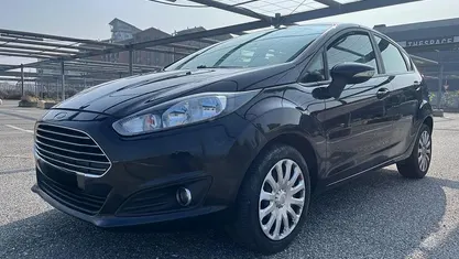 Usata Ford Fiesta Titanium 95 CV (69 kW) 2015 Berlina