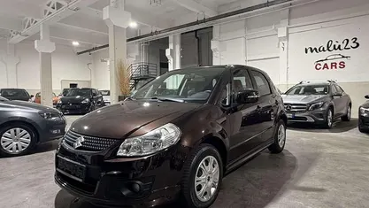 Usata Suzuki SX4 GLX 120 CV (88 kW) 2013 SUV