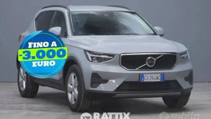 Usata Volvo XC40 129 CV (94 kW) 2024 Grigio SUV