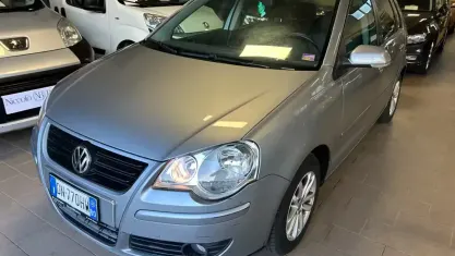 Usata VW Polo Comfortline 80 CV (58 kW) 2008 Grigio Utilitaria