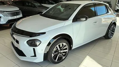 Usata Lancia Ypsilon 110 CV (80 kW) 2025 Utilitaria