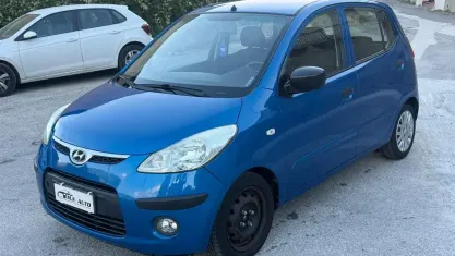 Usata Hyundai i10 64 CV (47 kW) 2010 Bluazzurro Utilitaria