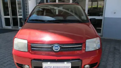 Usata Fiat Panda 4x4 69 CV (50 kW) 2006 Marrone Utilitaria