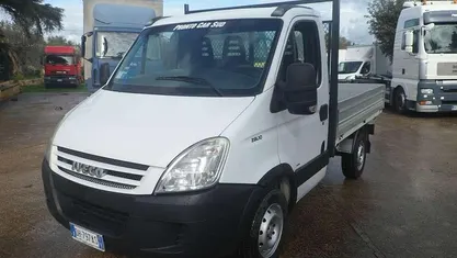 Usata Iveco Daily 101 CV (74 kW) 2007 Bianco Furgone