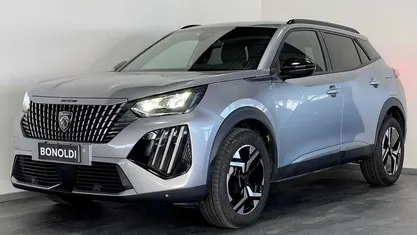 Usata Peugeot 2008 Allure 102 CV (75 kW) 2025 Grigio SUV