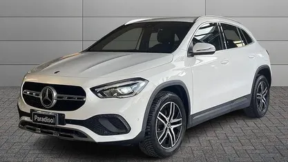 Usata Mercedes GLA180 116 CV (85 kW) 2021 Bianco SUV