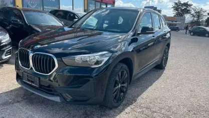 Begagnad BMW X1 Advantage 150 HK (110 kW) 2018 Svart SUV
