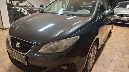 Usata Seat Ibiza 69 CV (50 kW) 2011 Grigio Berlina