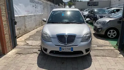 Usata 2009 Lancia Ypsilon Due volumi | 3500 € (Buon prezzo)