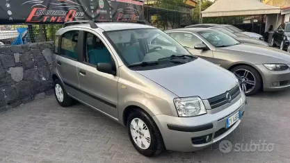 Usata Fiat Panda Dynamic 60 CV (44 kW) 2005 Grigio Utilitaria