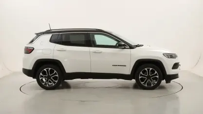 Usata Jeep Compass Limited 120 CV (88 kW) 2021 Biancobianco SUV