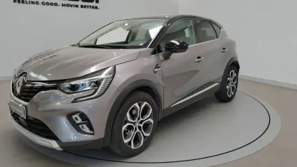Occasion Renault Captur Intens 101 PK (74 kW) 2023 Grijs SUV
