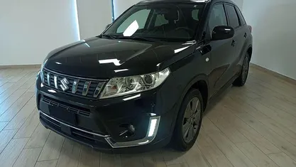 Usata Suzuki Vitara Cool 111 CV (81 kW) 2019 Nero SUV