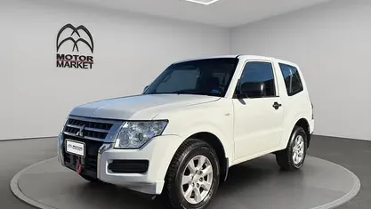 Usata Mitsubishi Pajero 190 CV (139 kW) 2018 Bianco SUV