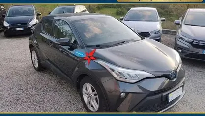Usata Toyota C-HR 122 CV (89 kW) 2022 Blu SUV