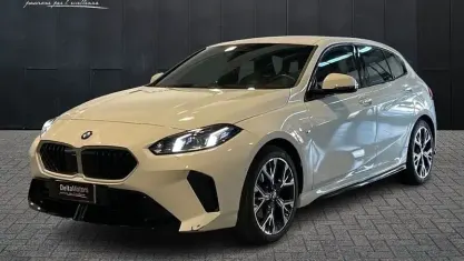 Usata BMW 120 M Sport 170 CV (125 kW) 2024 Bianco Utilitaria