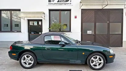 Usata Mazda MX5 110 CV (80 kW) 2001 Cabrio