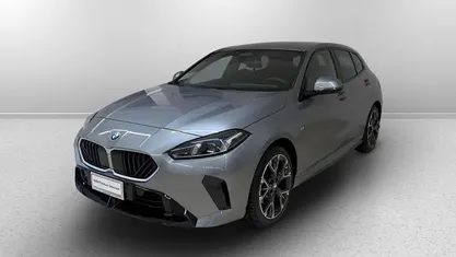 Grigio Usata 2024 BMW 118 M Sport Due volumi | 36.000 € (Buon prezzo)