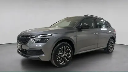 Usata Skoda Kamiq 150 CV (110 kW) 2023 Grigio pastello SUV