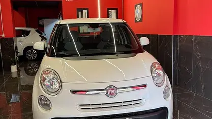 Usata Fiat 500L Lounge 85 CV (62 kW) 2015 Bianco Monovolume