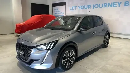 Usata Peugeot 208 GT 131 CV (96 kW) 2022 Argento Utilitaria