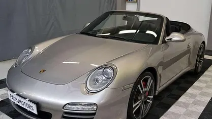 Usata Porsche 911 Carrera 4S Cabriolet 385 CV (283 kW) 2011 Cabrio