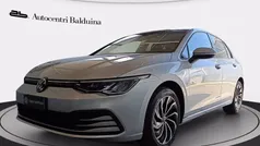 Usata 2021 VW Golf VIII Life Tre volumi | 24.900 € (Buon prezzo)