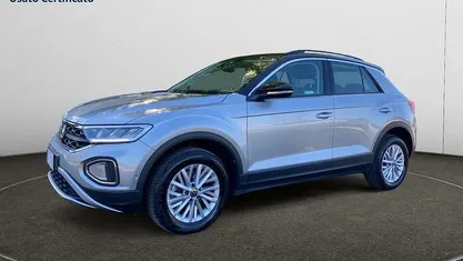 Second-hand VW T-Roc Life 150 CP (110 kW) 2024 Other SUV