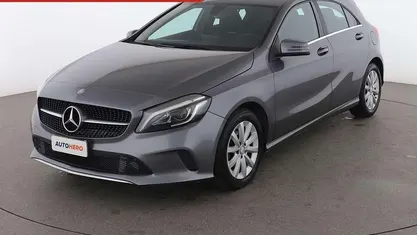 Usata Mercedes A180 Business 110 CV (80 kW) 2016 Grigio Berlina