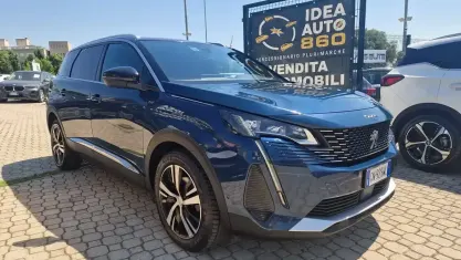 Usata Peugeot 5008 GTi 131 CV (96 kW) 2023 Blu/azzurro SUV
