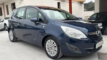 Usata Opel Meriva 110 CV (80 kW) 2013 Monovolume