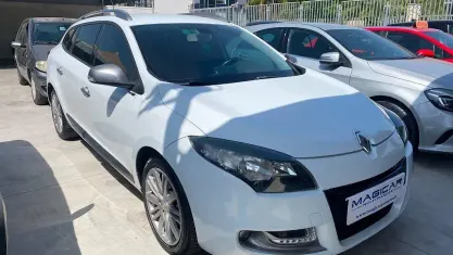 Usata Renault Mégane GT Line GT-Line 131 CV (96 kW) 2011 Bianco Station wagon
