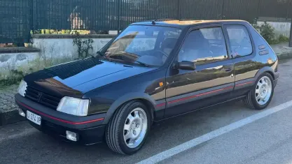 Usata Peugeot 205 GTi 128 CV (94 kW) 1987 Nero Berlina