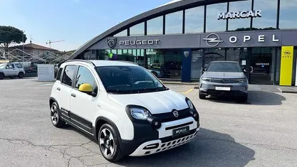 Usata Fiat Panda Cross Cross 69 CV (50 kW) 2025 Bianco Utilitaria