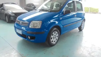 Usata Fiat Panda Dynamic 69 CV (50 kW) 2006 Bluazzurro Utilitaria