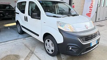 Usata Fiat Qubo Dynamic 95 CV (69 kW) 2016 Bianco Monovolume