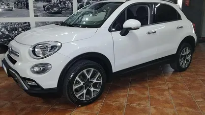 Bianco Usata 2016 Fiat 500X Cross Plus SUV | 9900 € (Buon prezzo)