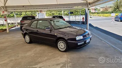 Usata VW Golf Cabriolet 101 CV (74 kW) 1995 Cabrio