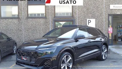 Usata Audi Q8 S-Line 394 CV (289 kW) 2024 Bianco ghiaccio metallizzato SUV