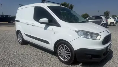 Usata Ford Transit 97 CV (71 kW) 2015 Bianco Furgone